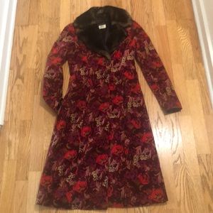 Floral Velvet Trench Coat with Faux Fur Collar